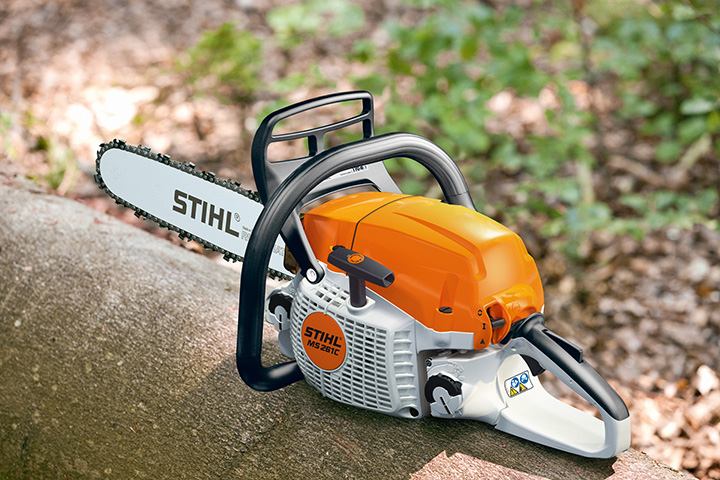 STIHL MS 261 C-M - die universelle 3,0 kW Benzinmotorsäge mit STIHL M-Tronic